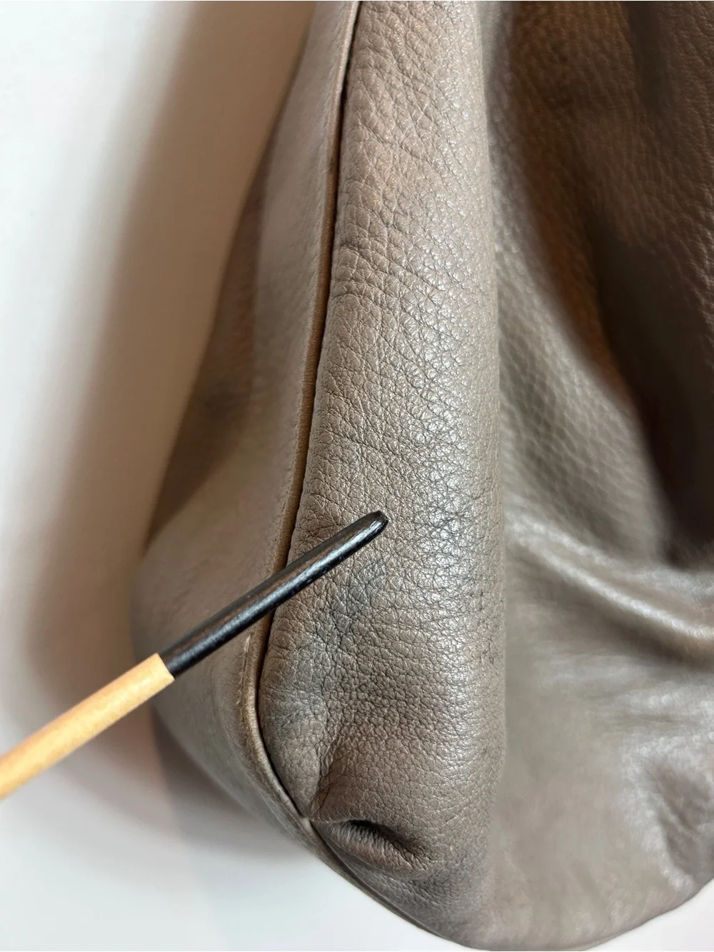 2000s Tom Ford Gucci G Wave Hobo Grey bag